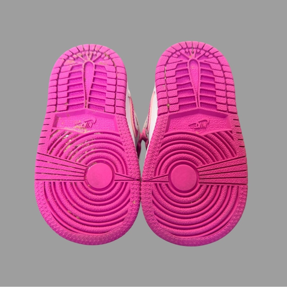 Air Jordan 1 Mid Toddler Sneakers | Size 4 | Pink & White | Like New - Picture 4 of 4